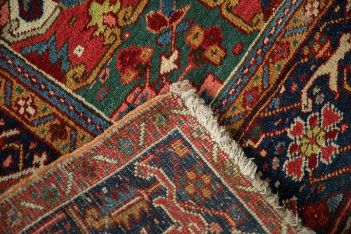 1940s Vintage Persian Heriz Carpet with Turtle Samovar Border