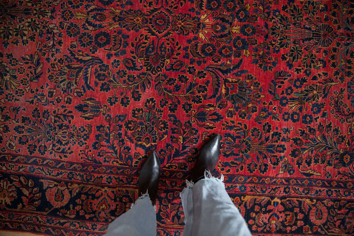 Hand-Knotted 1910s Persian Sarouk Rug