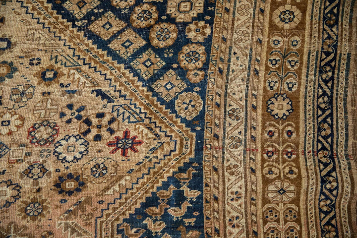 1940s Vintage Persian Qashqai Carpet with Tribal Medallion