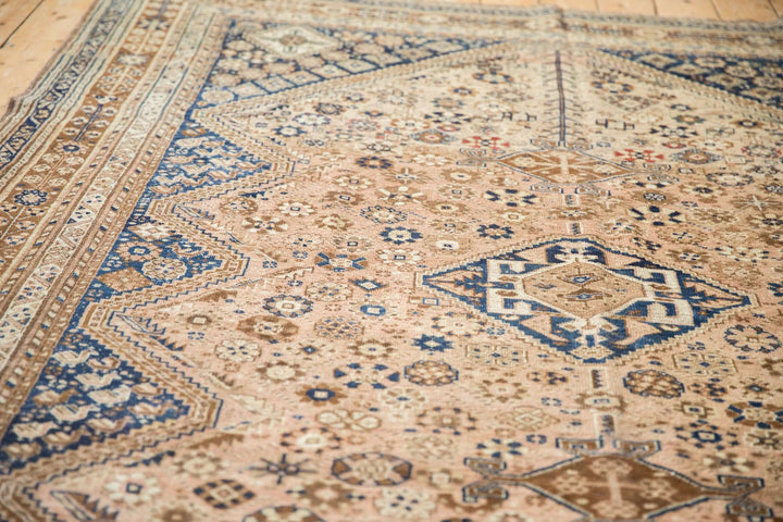 1940s Vintage Persian Qashqai Carpet with Tribal Medallion