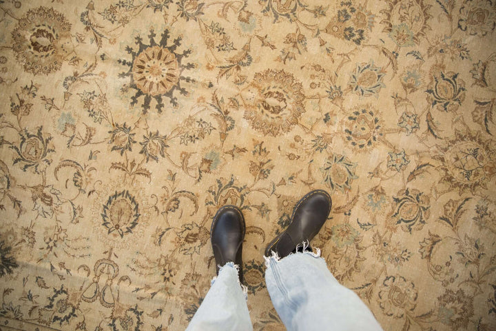 Hand-Knotted 1950s Persian Kashan Carpet