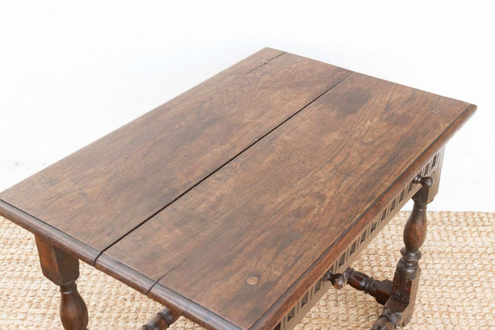 Antique 17th-Century English Oak Tavern Table