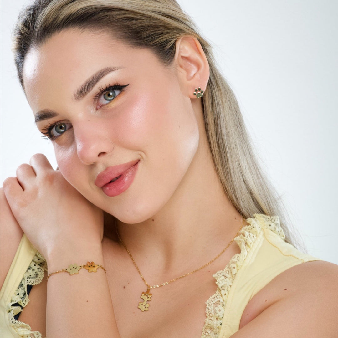 Double Paw Pendant Necklace