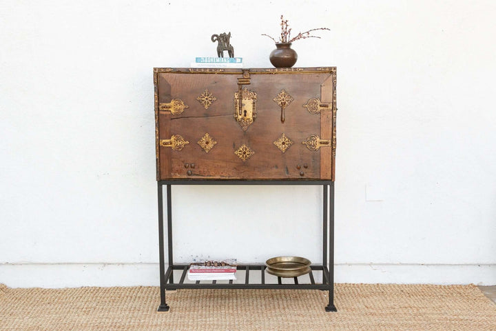 18th Century Spanish Antique Walnut Vargueño on Stand