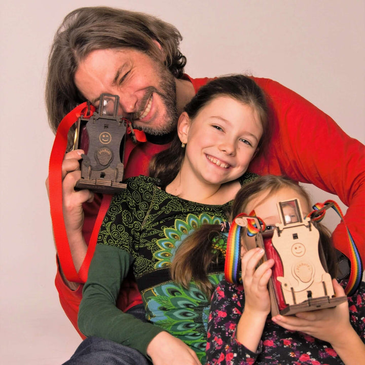 Pinhole Mini Instant Film Camera Building Set - DIY Kit for Self Assembly