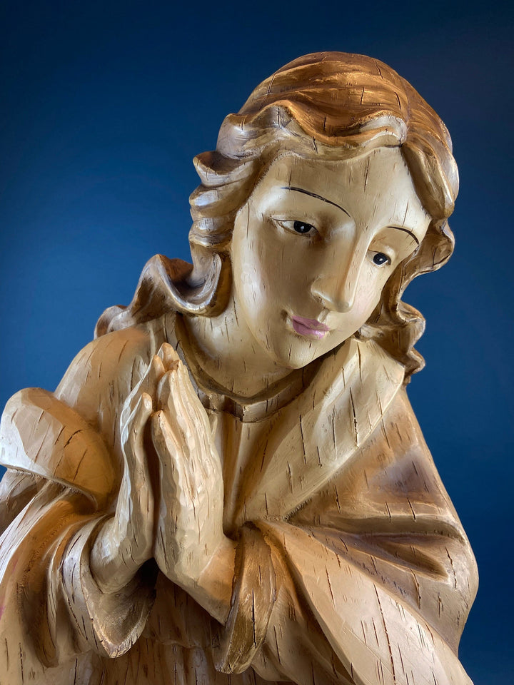 30" Statue of Virgin Mary. Praying Madonna. Wood Like Texture & Color. Religious Figure. Nativity Scene. Place of Worship, Shrine Statue.