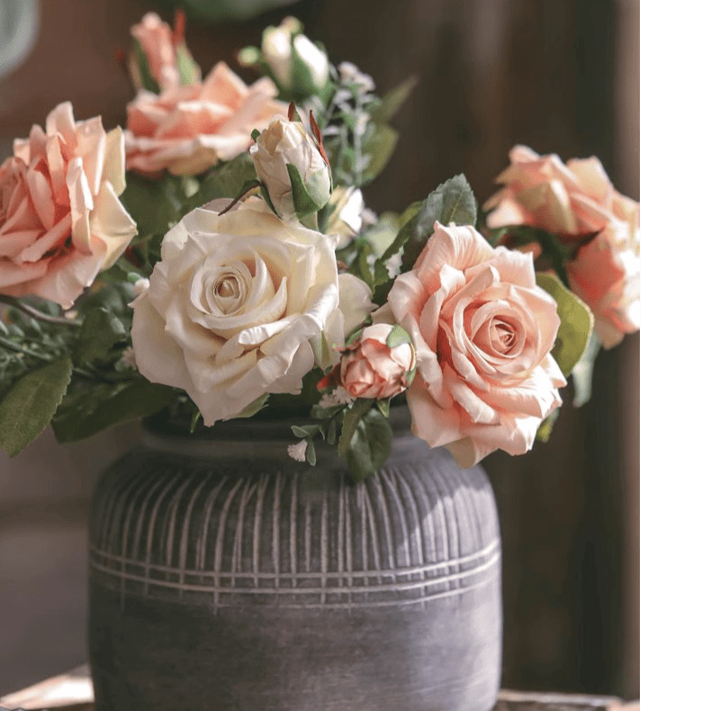 Rolled Edge American Rose Stem 18" Tall