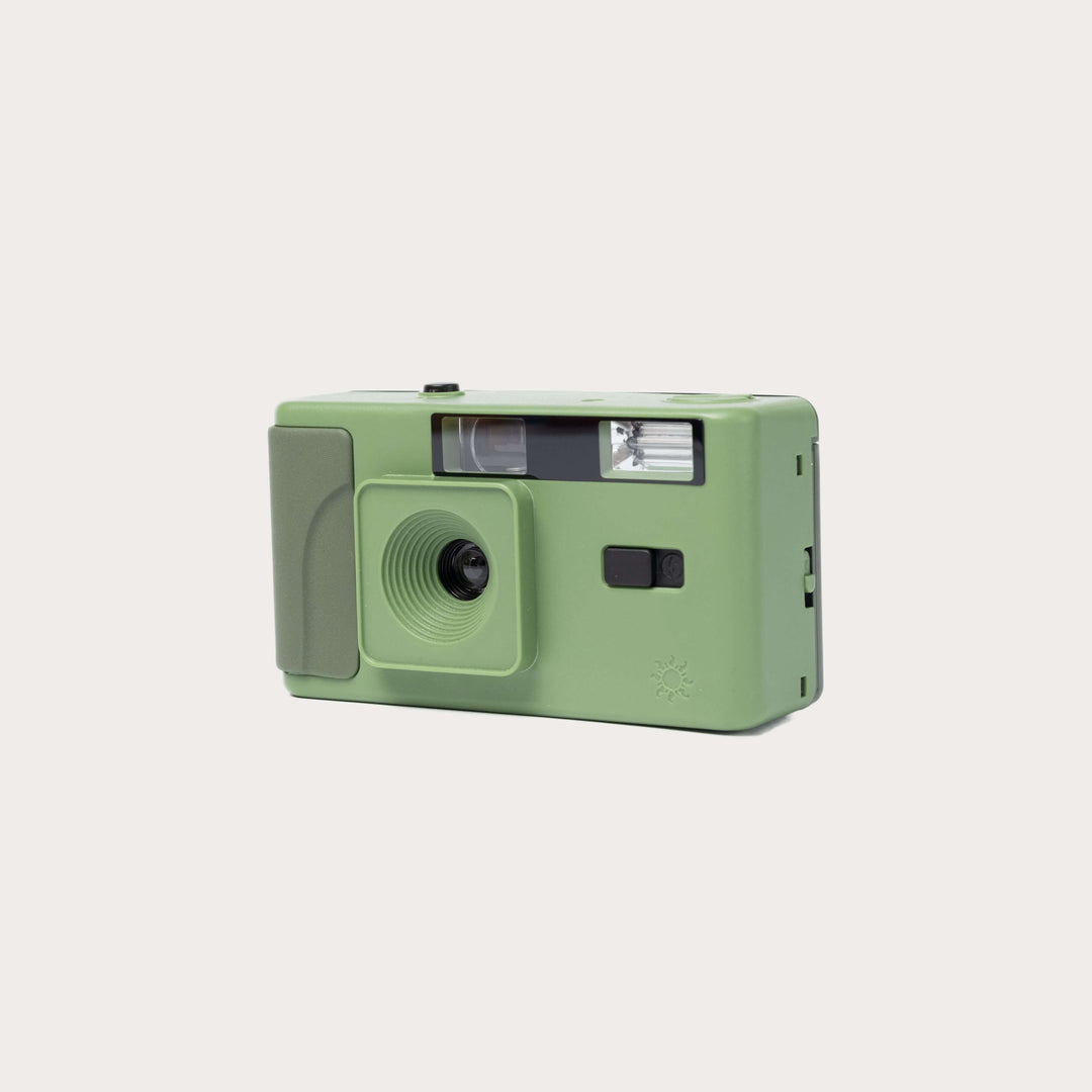 Long Weekend Reusable 35mm Camera