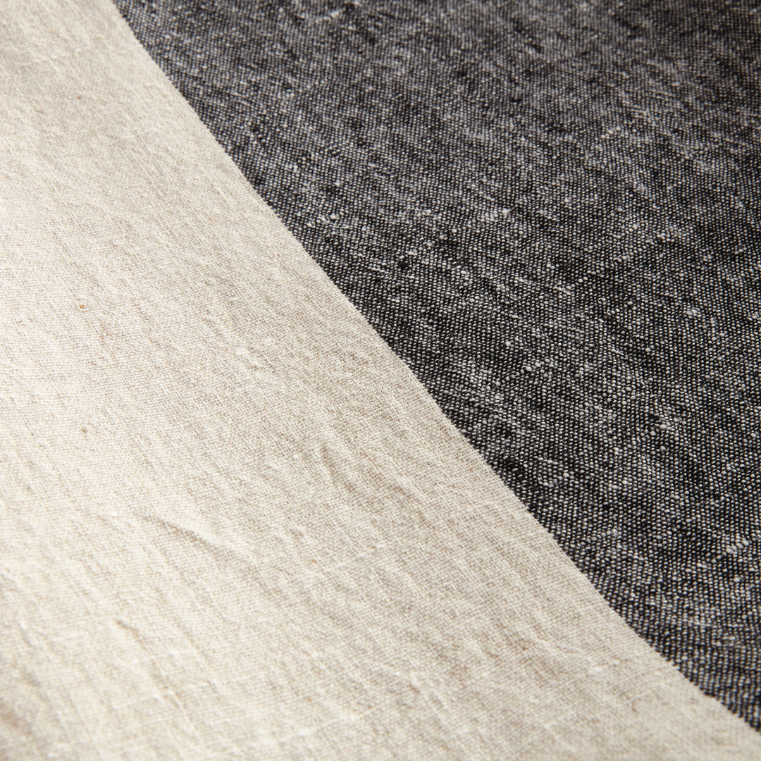 ANIKA EUROPEAN LINEN THROW