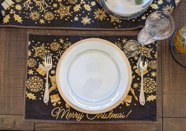 DaDa Bedding Set of 4-Pieces Magical Golden Reindeer Woven Tapestry Dining Table Placemats 13” x 19”