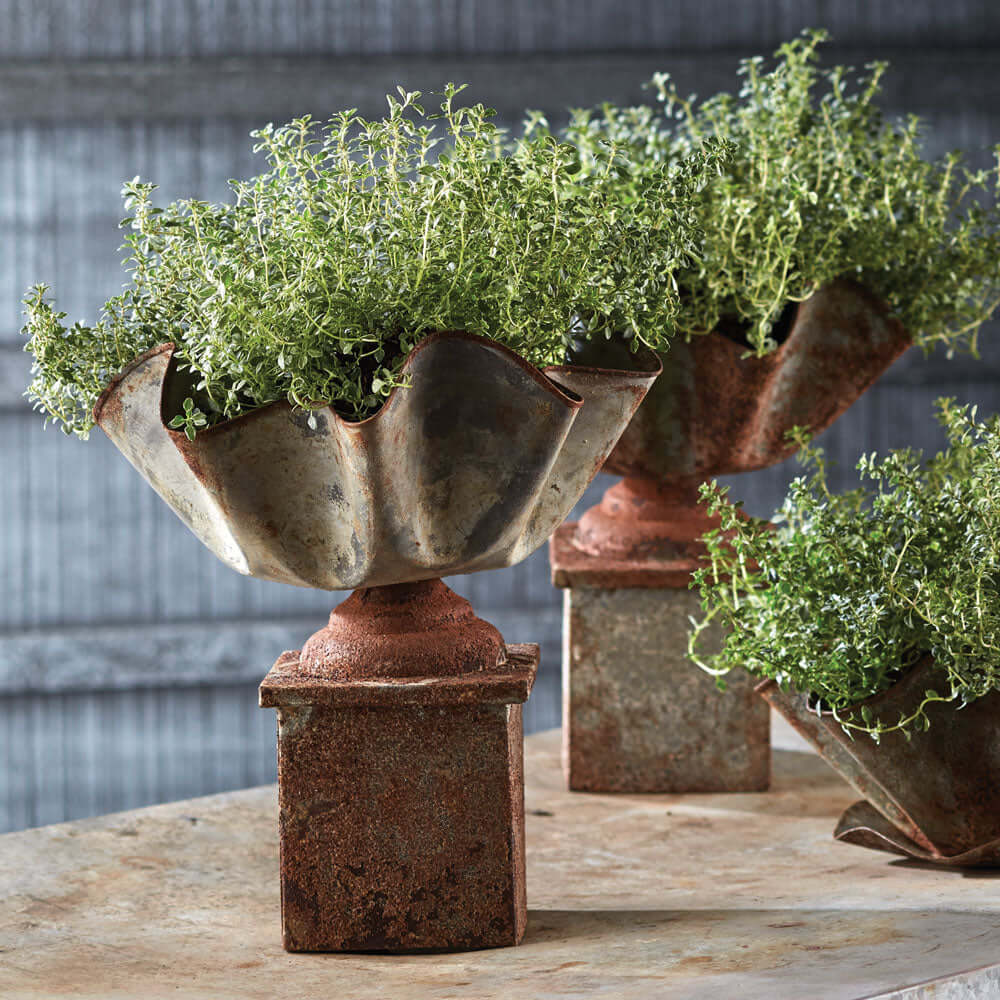 GALVANIZED HANDKERCHIEF PLANTER supplier view 2