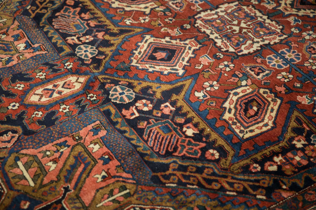 1950s Vintage Persian Heriz Carpet with Turtle Samovar Border