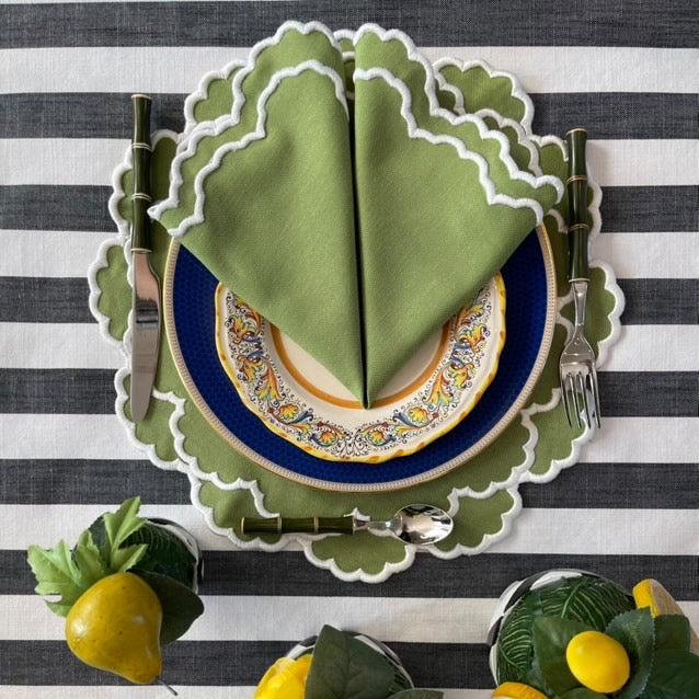 CRESSIDA GREEN ROUND FABRIC PLACEMAT & NAPKIN SET (Set Of 4)