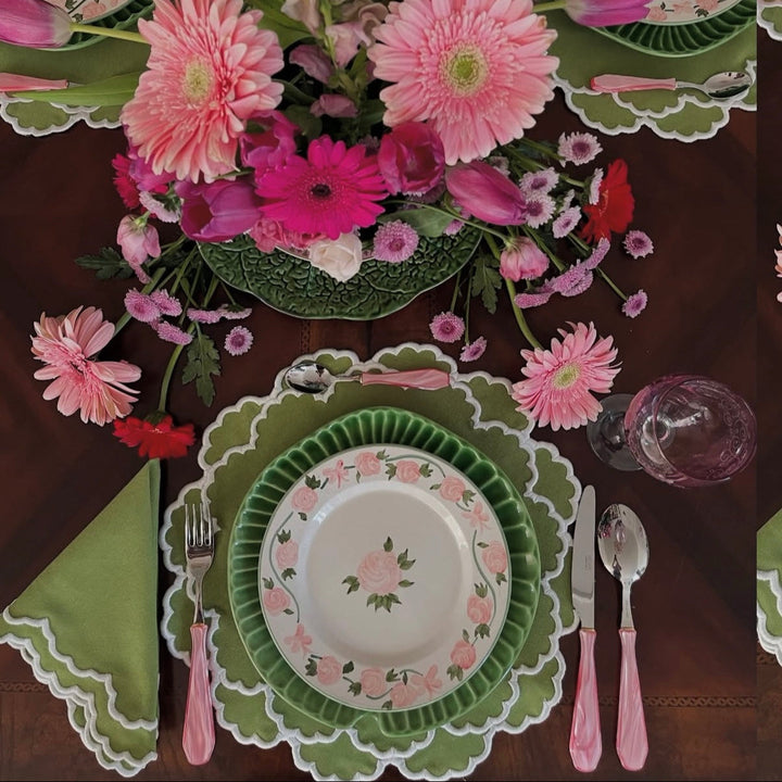 CRESSIDA GREEN ROUND FABRIC PLACEMAT & NAPKIN SET (Set Of 4)