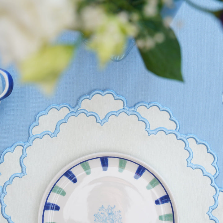 CRESSIDA BLUE & WHITE SCALLOPED FABRIC PLACEMAT (Set Of 4)