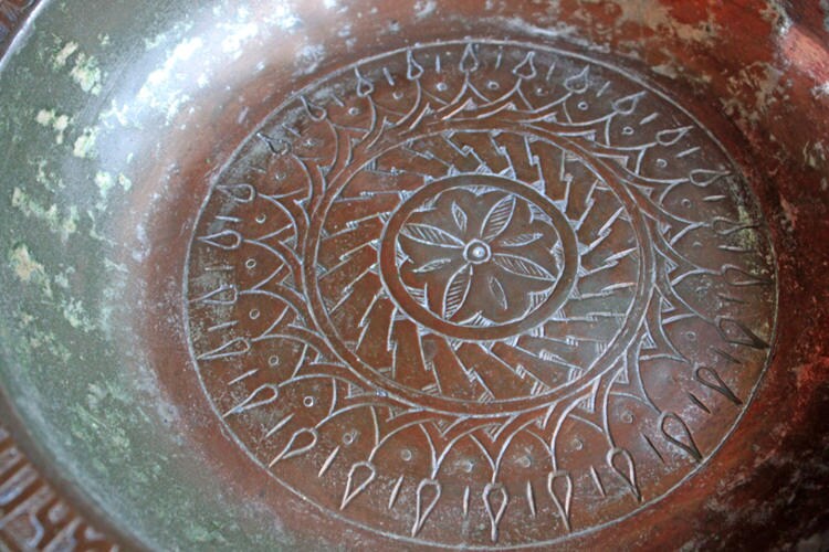 Antique Indian Hammered Copper Bowl – Large Hand-Pounded Tinned Rustic Pan with intricate floral patterns.