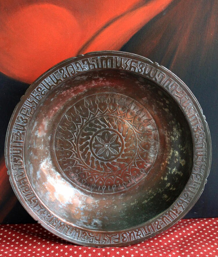 Antique Indian Hammered Copper Bowl – Large Hand-Pounded Tinned Rustic Pan with intricate floral patterns.