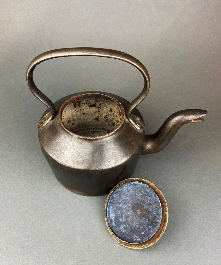 Antique Iron Kettle with Brass Lid - J&J Siddons - Westbromwich, showcasing details of the kettle and brass cover.