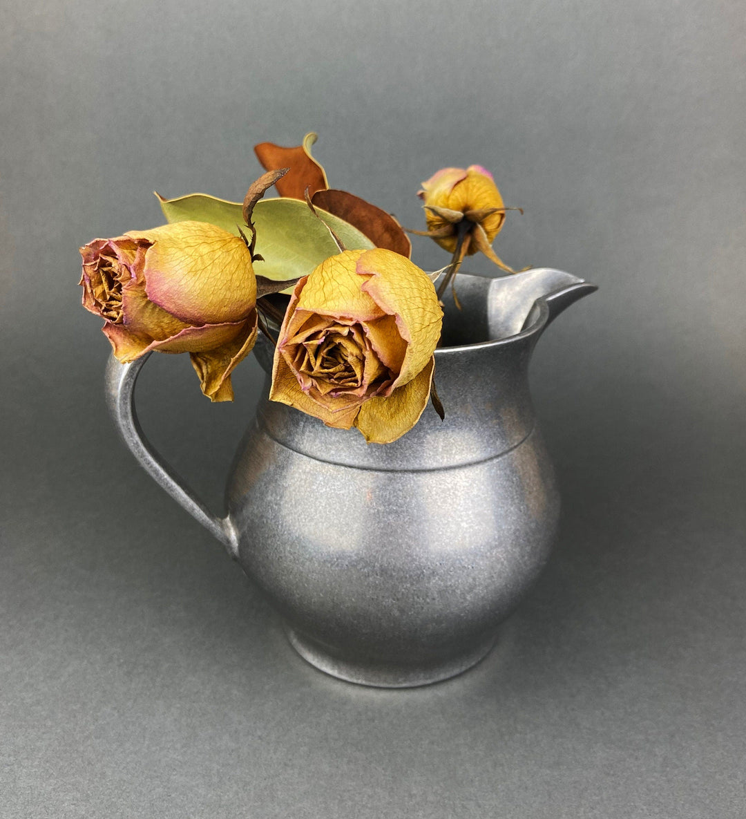Vintage Pewter Creamer and Sugar Bowl. BWP USA. Collectible Pewter Set of Two with dried roses.