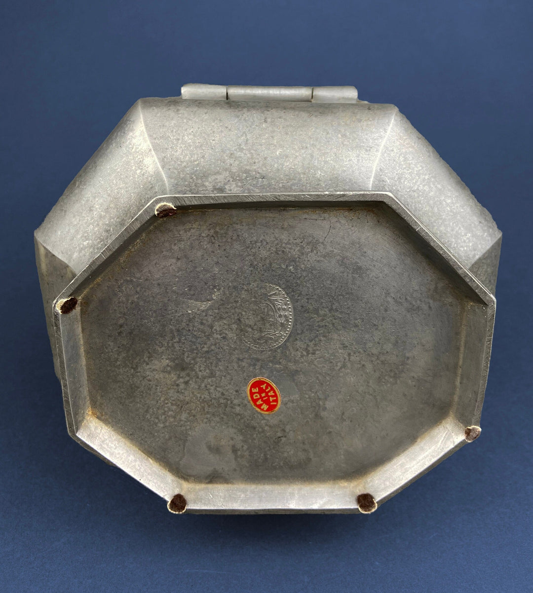 Antique Italian Pewter Box with Hinged Lid. Large Pewter Bowl Made in Italy. Trinket or Jewelry Box - bottom view.