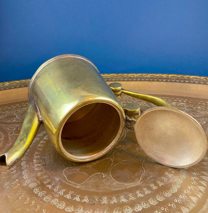 Antique Brass TeaPot or Coffee Pot. Vintage Gifts. Decorative handle and heavy brass design for kitchen and dining decor.