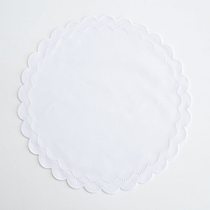 LILY WHITE ROUND FABRIC PLACEMAT & NAPKIN SET (Set Of 4)