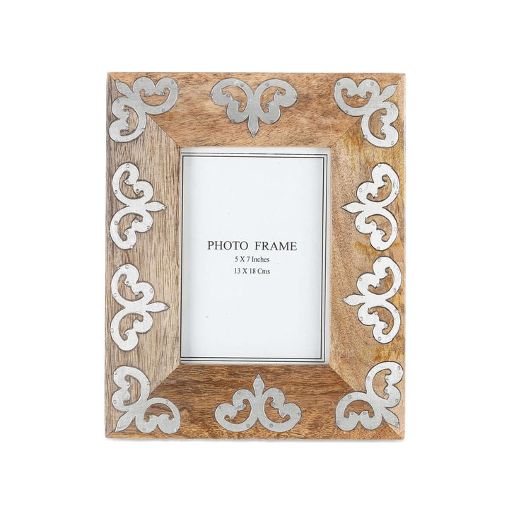 Mango Wood Photo Frame with Metal Inlay (5x7 Display) showcasing intricate rustic design and refined elegance.