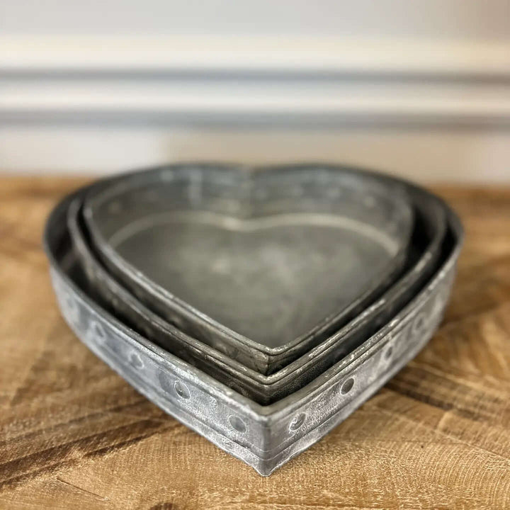 Metal Heart Tray - Set of 3