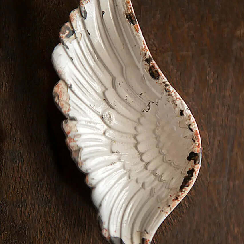 Iron Wing Tray in Rustic White