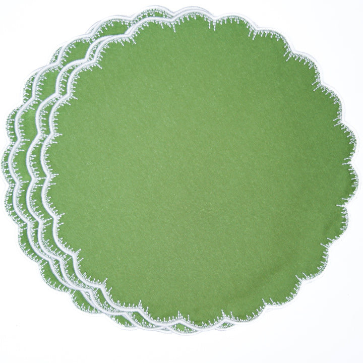 CLOVER GREEN ROUND FABRIC PLACEMAT (Set Of 4)