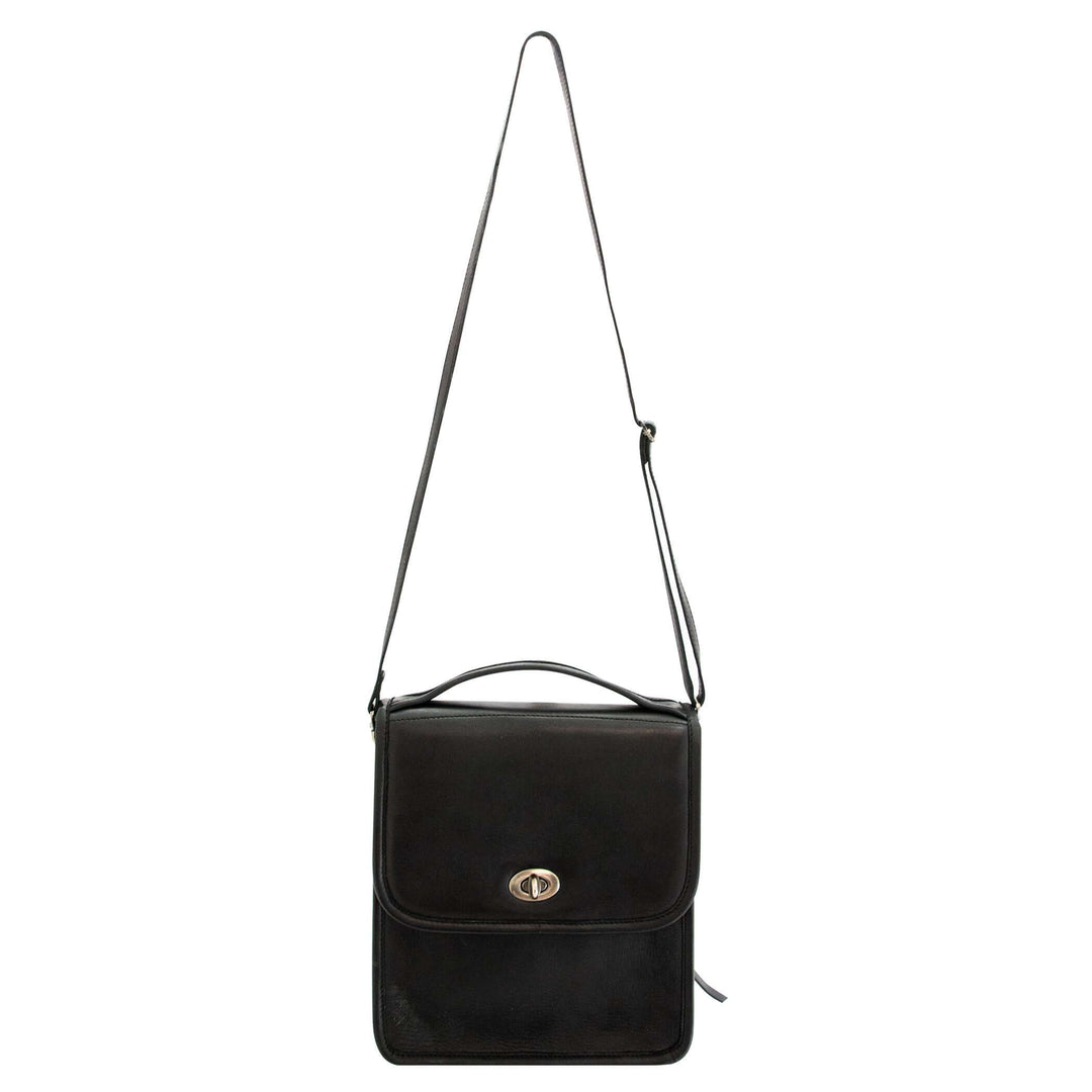 Smith & Wesson Vintage Crossbody Concealed Carry Purse in smooth leather with nickel hardware and adjustable strap.
