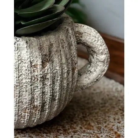 Side profile of the teapot planter handle and spout