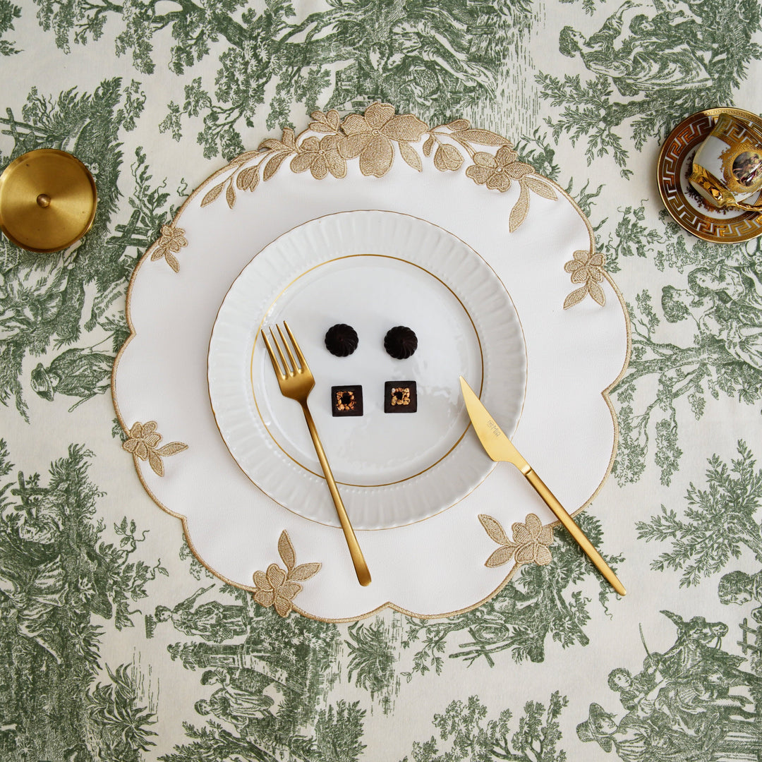 LOTUS WHITE GOLD ROUND FAUX LEATHER PLACEMAT (Set Of 4)