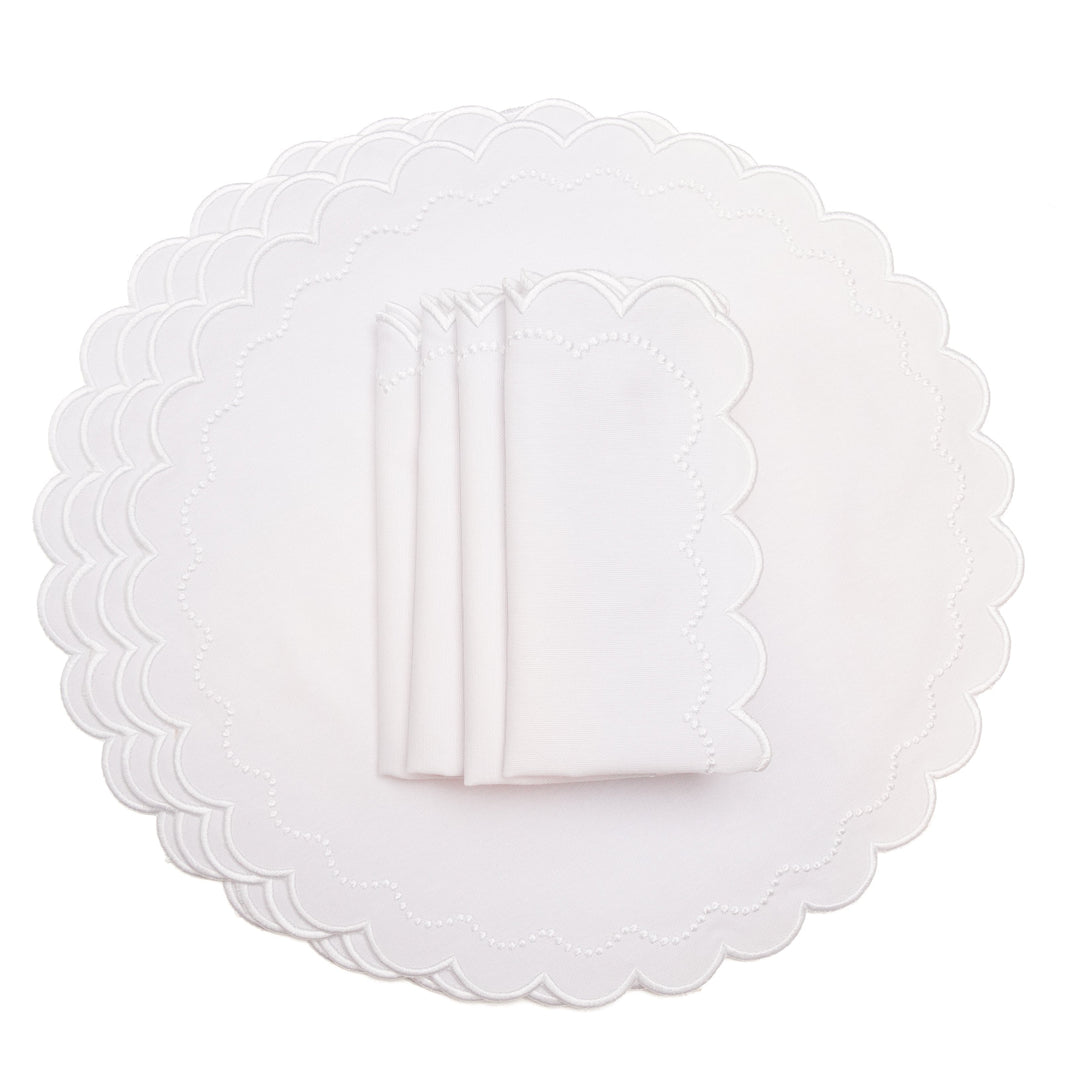 LILY WHITE ROUND FABRIC PLACEMAT & NAPKIN SET (Set Of 4)